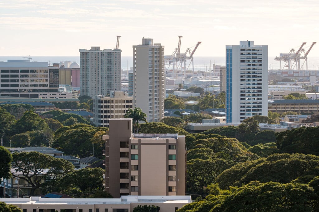 04 2023 Hb2303 Ay Nuuanu Punchbowl 5806